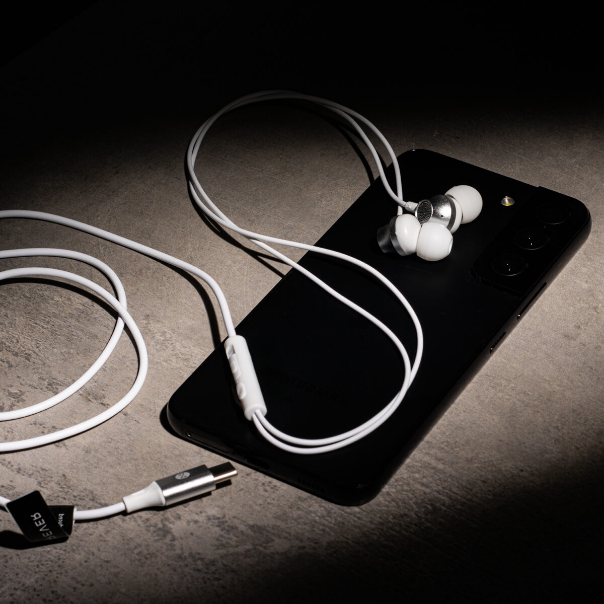 Oreillettes stéréo filaires USB-C avec micro - EP-02 - Blanc - Forever – Image 4